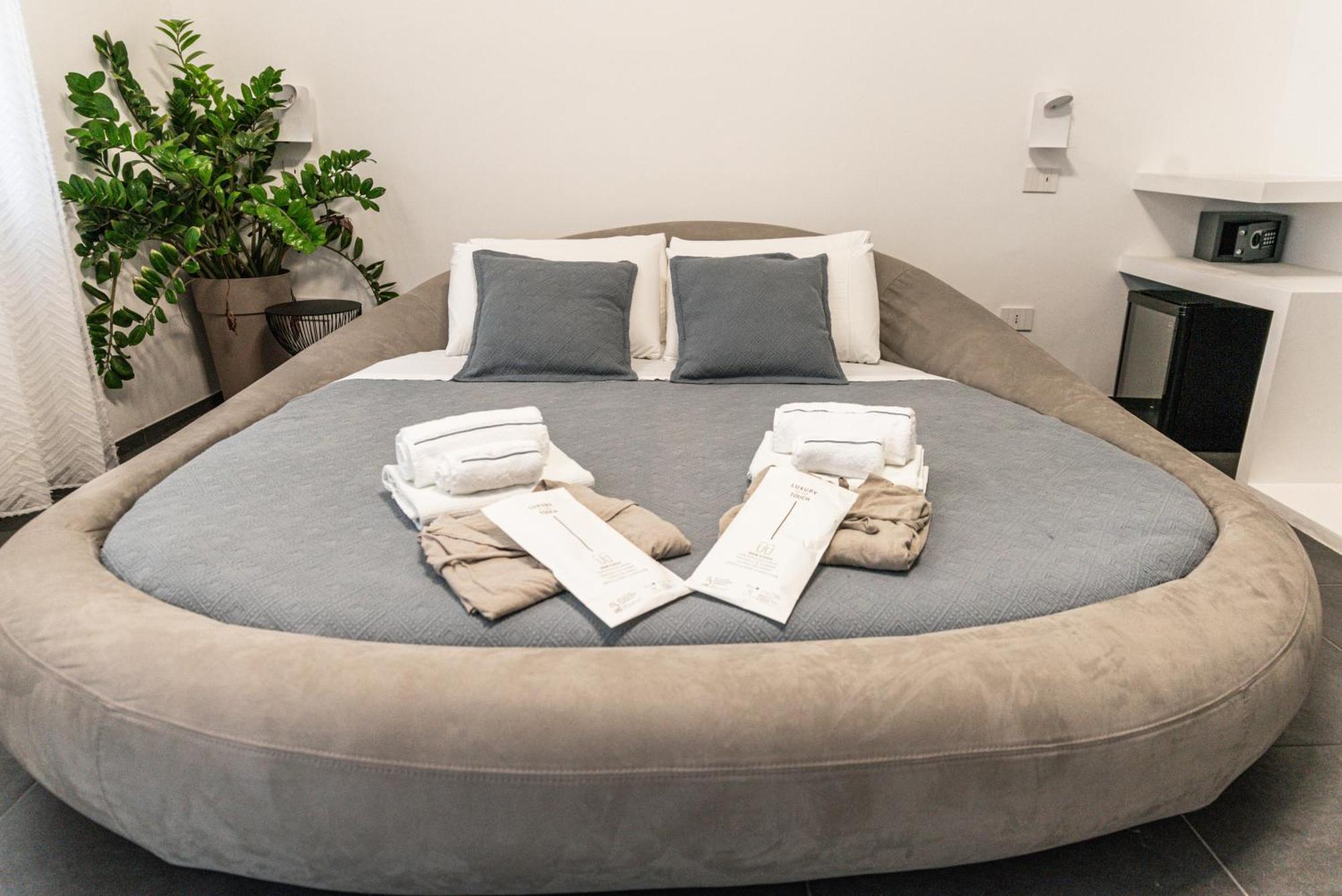 Luxury B&B Euphorbia Acireale Dış mekan fotoğraf